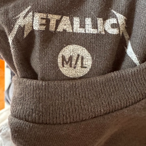 Metallica Rhinestone Tee - Picture 6 of 6
